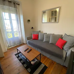 Manjericos House Apartamento